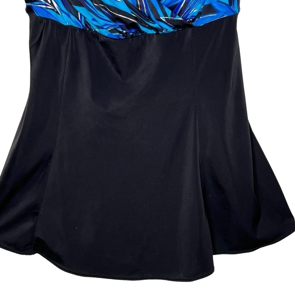 Longitude Skirted Swim Dress Size 10 Black Blue Print Long Torso Straight Back - Picture 10 of 13